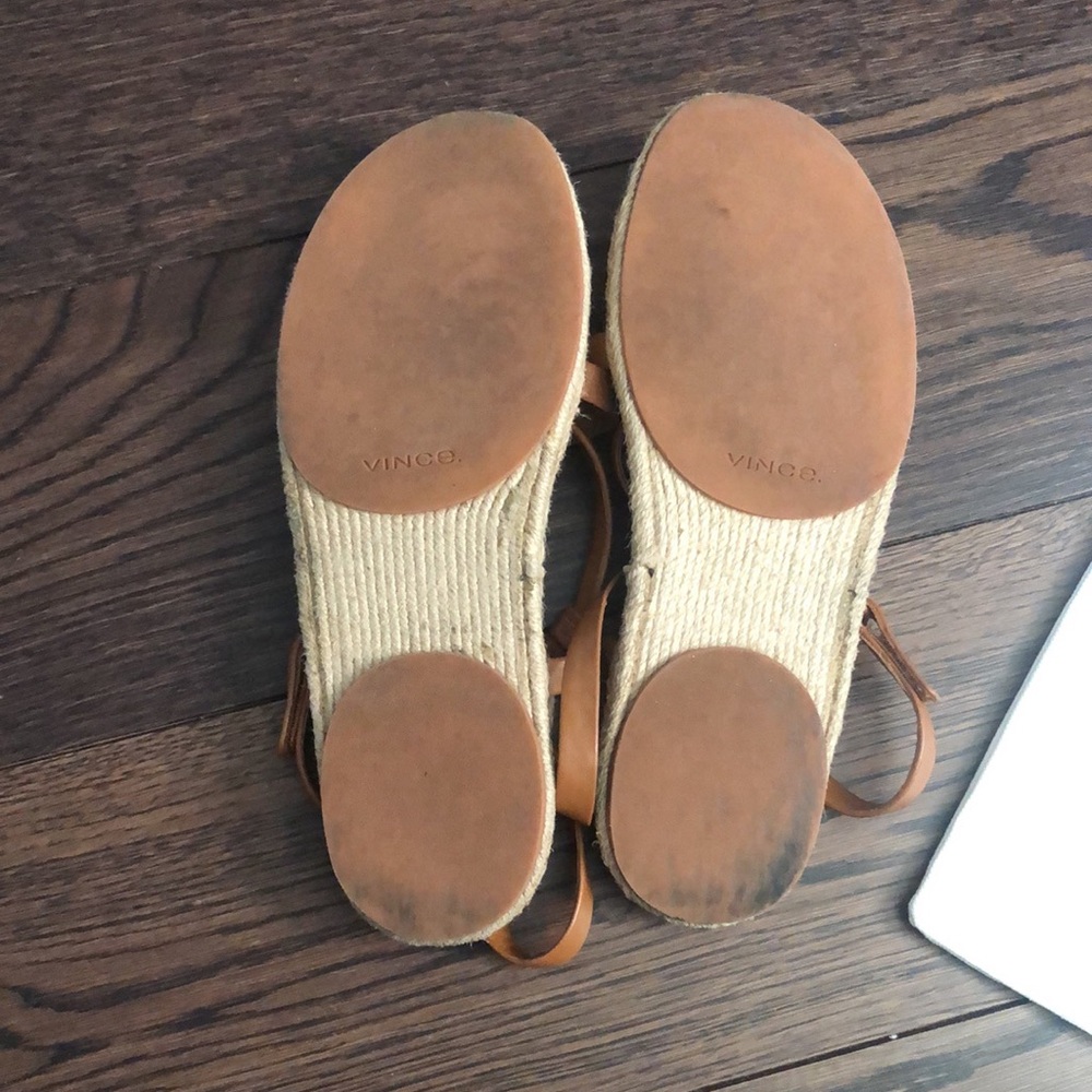 Vince Sandals. - Picture 6 of 10